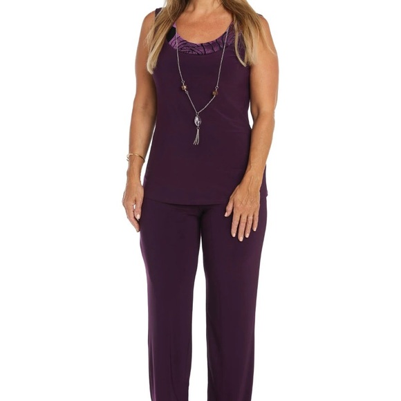 R&M Richards Pant Suit - Picture 4 of 7